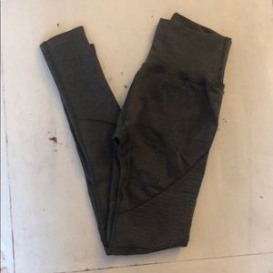 Alphalete Revival Leggings